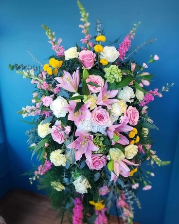 Beautiful Thoughts Spray Flower Arrangement
