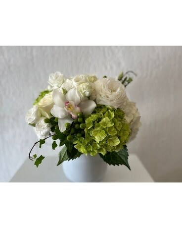 Leah Flower Arrangement