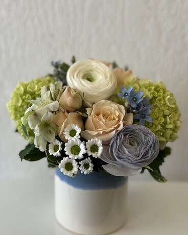 Eloise Flower Arrangement
