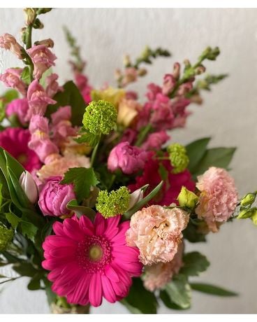 Pretty in Pink- Bouquet Flower Arrangement
