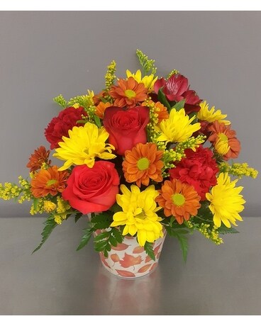 Exclusive Falling Leaves Flower Arrangement