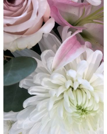 Soft Tone Wrapped Bouquet Bouquet