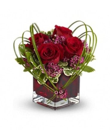 Teleflora's Sweet Thoughts with Red Roses Flower Arrangement