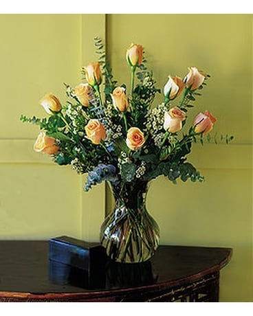 A Dozen Pale Peach Roses Flower Arrangement