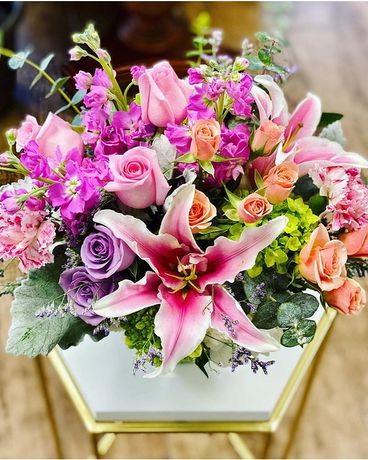 Arrowhead Pink Exclusive Flower Arrangement