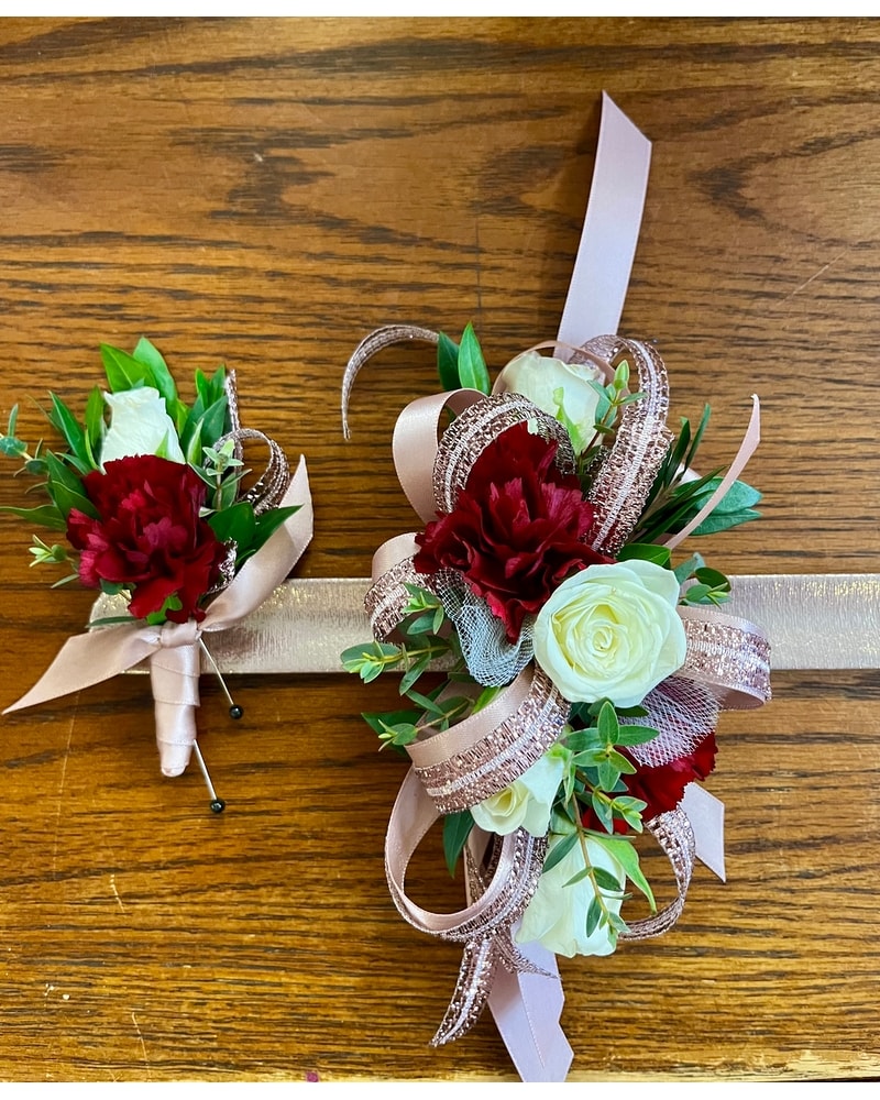 Dancing Wishes Corsage and Boutonnière in Greeneville TN - Flowers