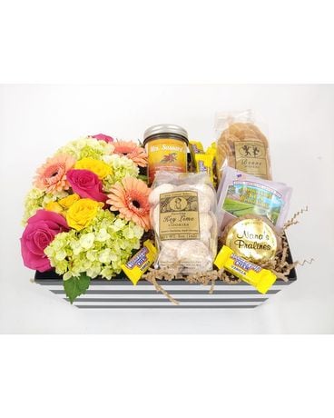 Local Charleston Gourmet Goodies and Flowers Gift Flower Arrangement