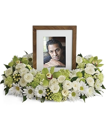 Photo Perfect Memory Tribute Sympathy Arrangement