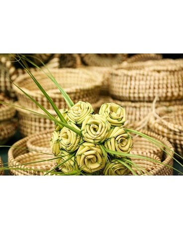 Local Market Handmade 'Gullah Rose' Bouquet in Charleston SC