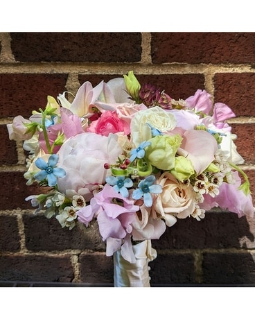 Bridal Fleur Flower Arrangement