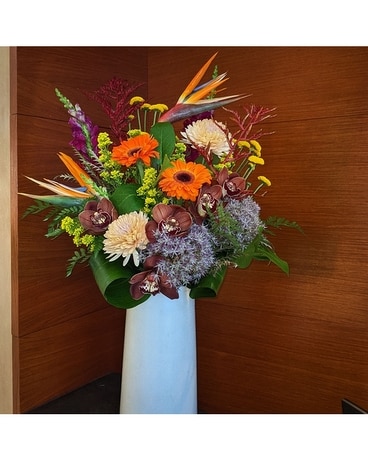 Aquiver Flower Arrangement