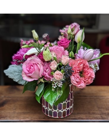 Rose Reviere Flower Arrangement