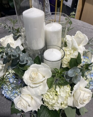 Holiday Glow Flower Arrangement