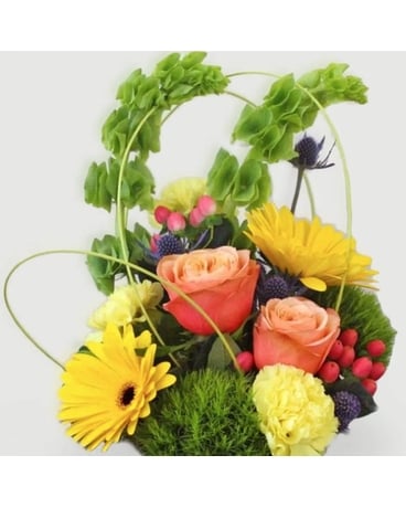 Modern Coral Flower Arrangement