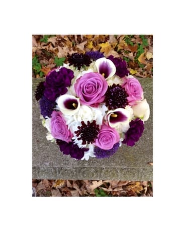 Isn't it Romantic Flower Arrangement
