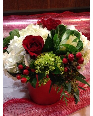 It's A very Merry Christmas Flower Arrangement