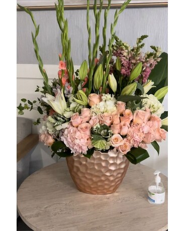 Custom Designs Flower Arrangement
