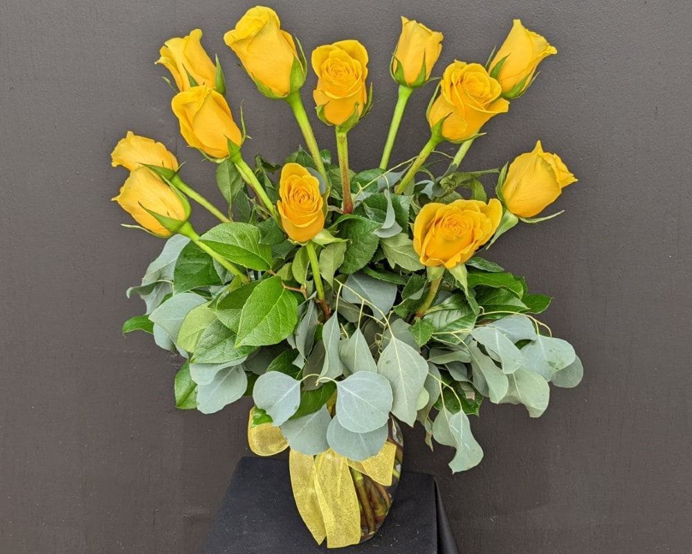 Dozen Roses arranged - Yellow in Nashville TN - The Bellevue Florist