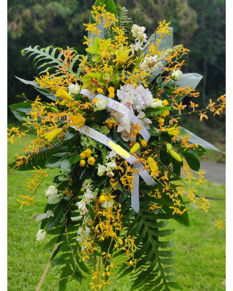 Standing Sprays & Wreaths Delivery Kailua Kona HI - Kona