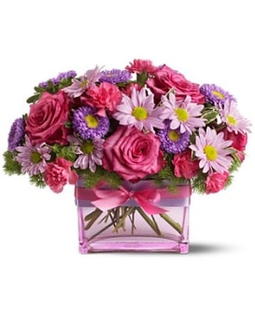 Teleflora's Favorite Things - by Svendsen Florist Flower Arrangement