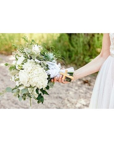fbh Weddings 13 Flower Arrangement