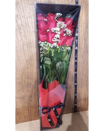 ROSES IN BOX
