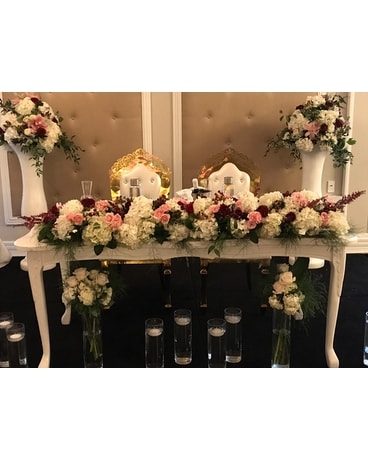 Mariage Reception Flower Arrangement