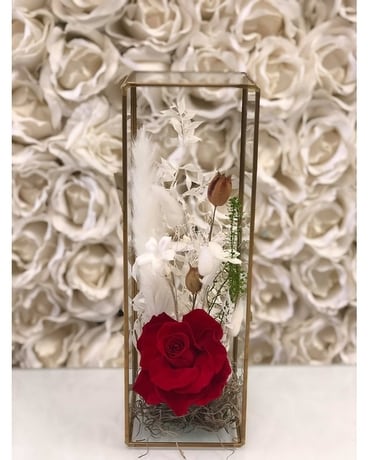 SLIM PRISM Flower Arrangement