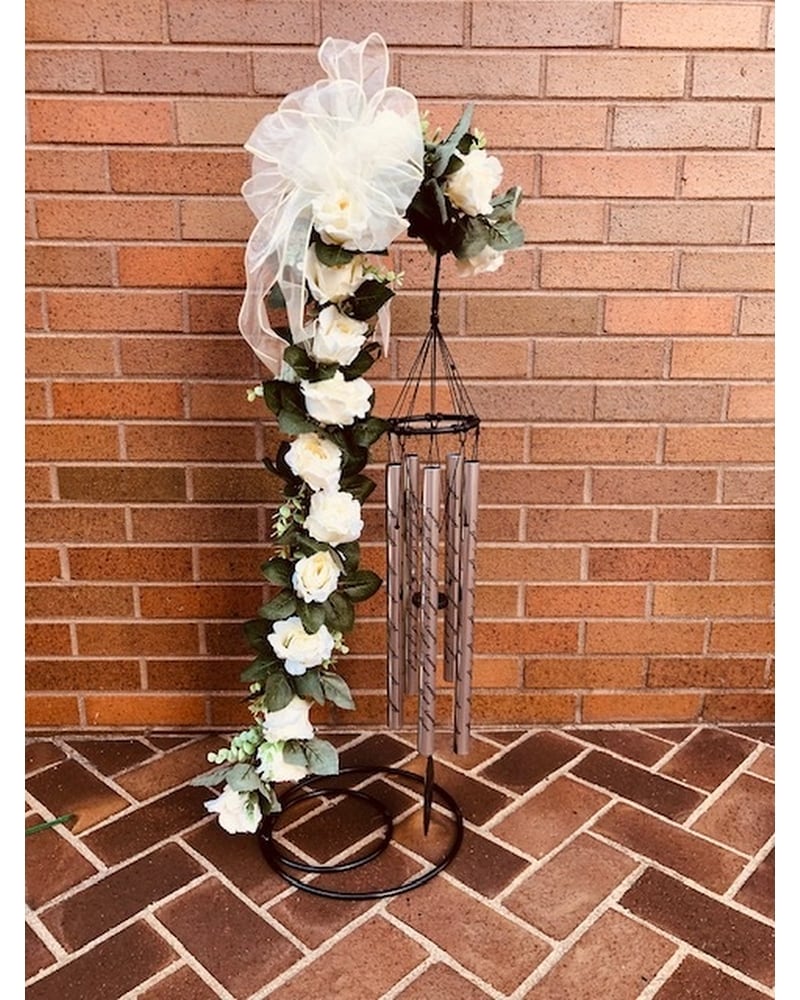 Windchime Delivery Pikeville KY - Levi's Floral