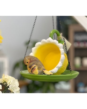 Flower Cup Bird Feeder w/ Bird Gifts