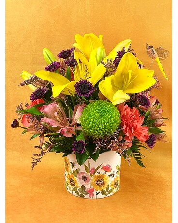 Warm Sunburst Flower Arrangement