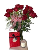 Deluxe size, 22 inches height and 18 inches wide.