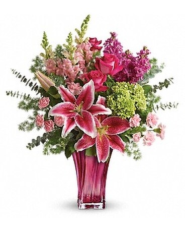Teleflora's Steal The Spotlight Bouquet Flower Arrangement