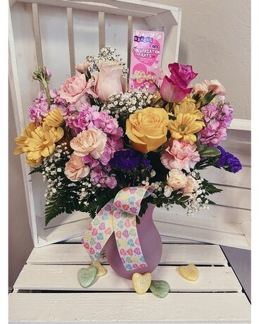 Gordon Hill’s Sweetheart Bouquet Flower Arrangement
