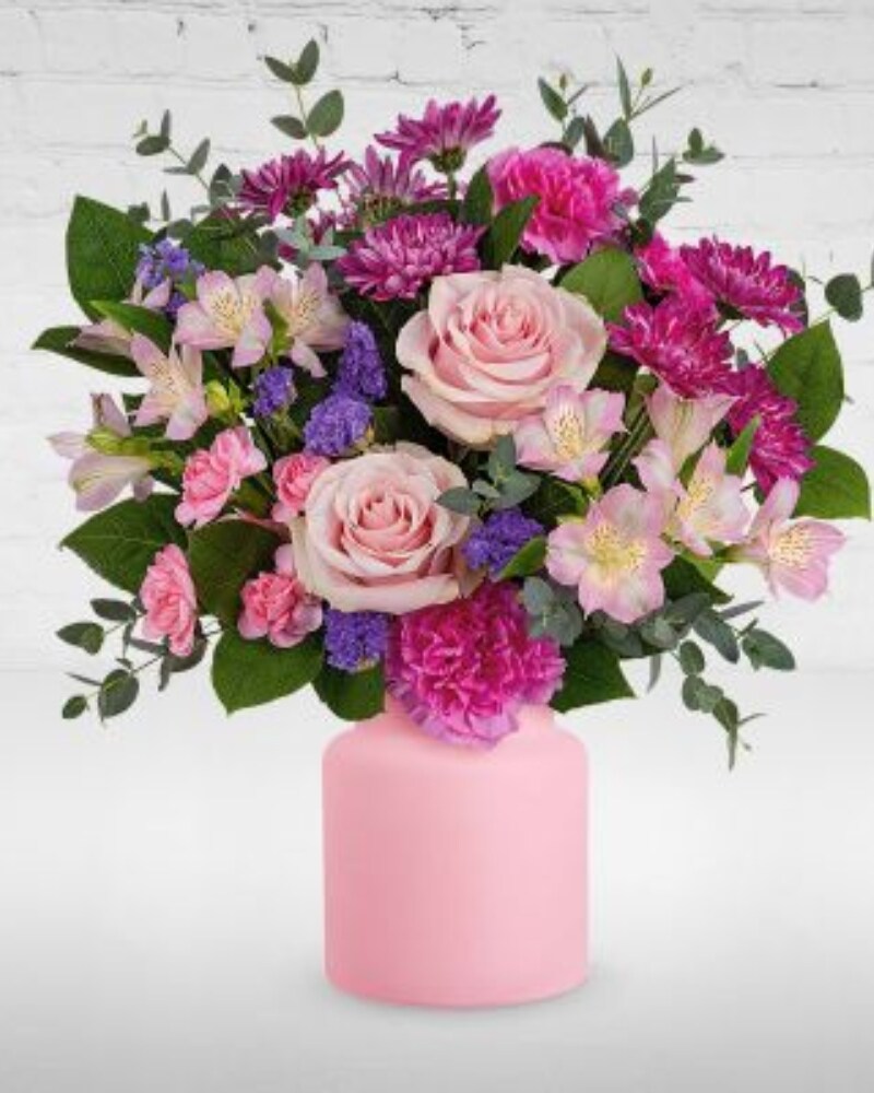 Sweet Savannah in Chicago IL - Ashland Addison Florist & Flower