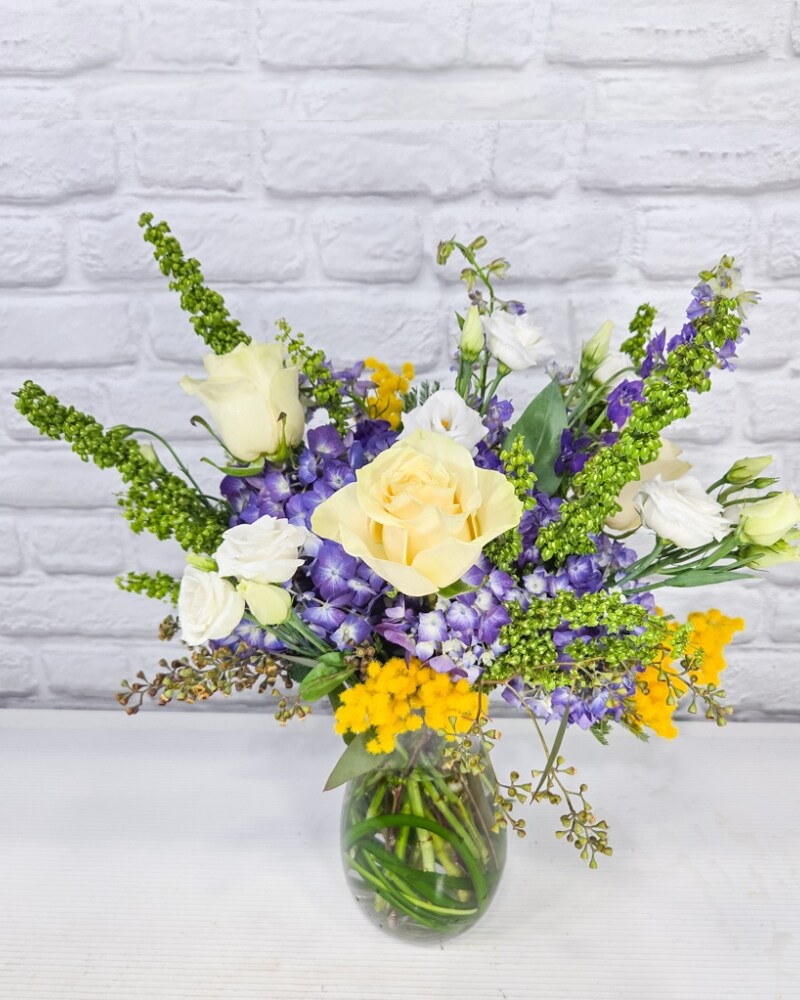 Grace & Grit in Chicago IL - Ashland Addison Florist & Flower Delivery