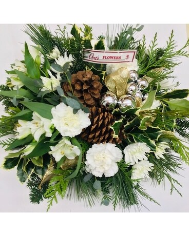 Home for Christmas (Silver & Gold) Centerpiece Centerpiece