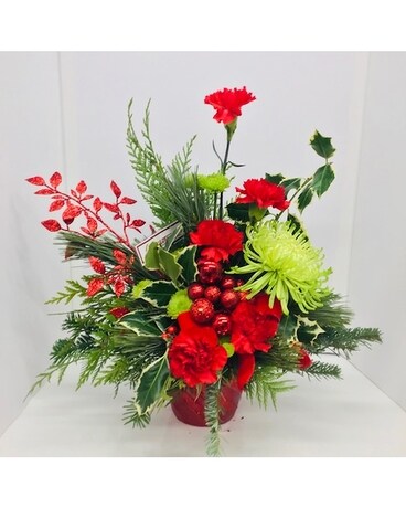A Sparkling Christmas Flower Arrangement