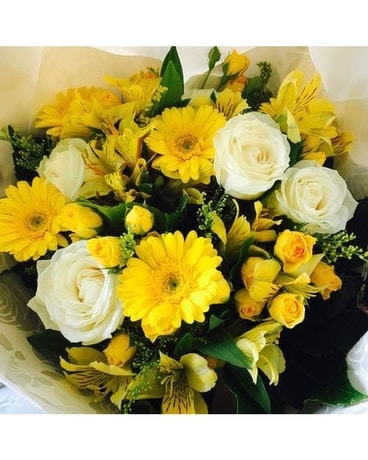 Designer's Choice Mellow Yellow Flower Arrangement