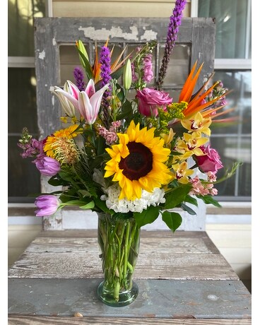 Tis' the Sea-Sun Flower Arrangement