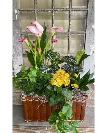 Designer’s Choice Garden Basket Flower Arrangement
