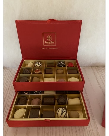 Leonidas Jewelry Box of Chocolate Flower Arrangement