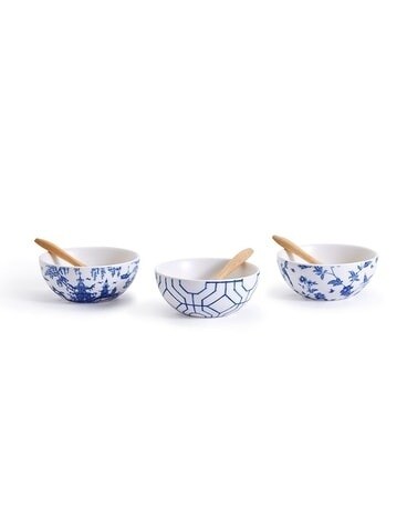 Chinioserie Snack Bowl Flower Arrangement