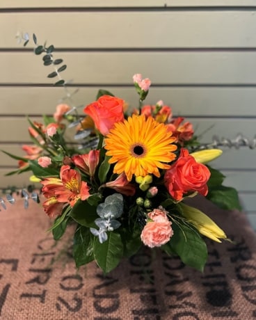 Fall tones Designers Choice Flower Arrangement