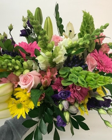 Easter Flowers & Plants Delivery Bowmanville ON - Van Belle Floral Shoppes