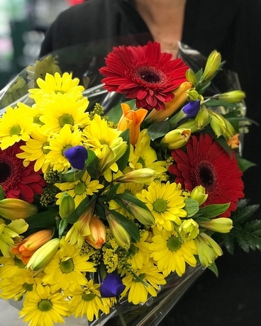 Caribbean Dreams Cut Flower Bouquet Bouquet