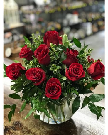 Love Blooms - 12 Red Roses in Vase Flower Arrangement