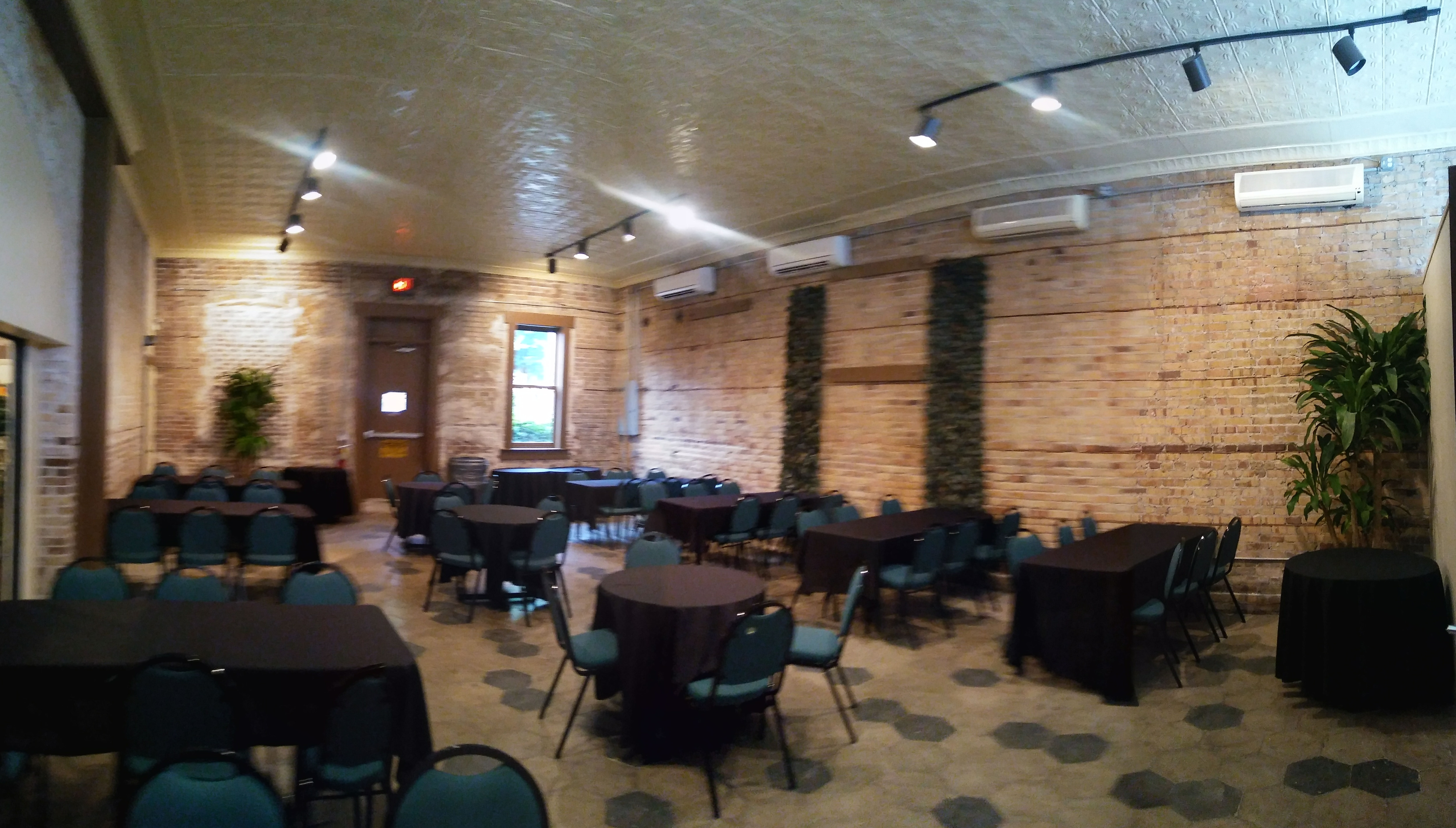 About Blooms & Bouquets - Tampa, FL Florist