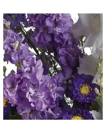 Lilac and White Designer's Choice Flower Arrangement