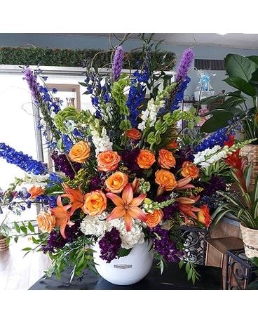 Extravagance Flower Arrangement